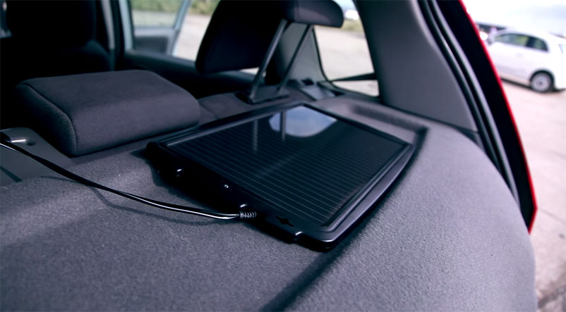 solar-car-bettery-charger-inside